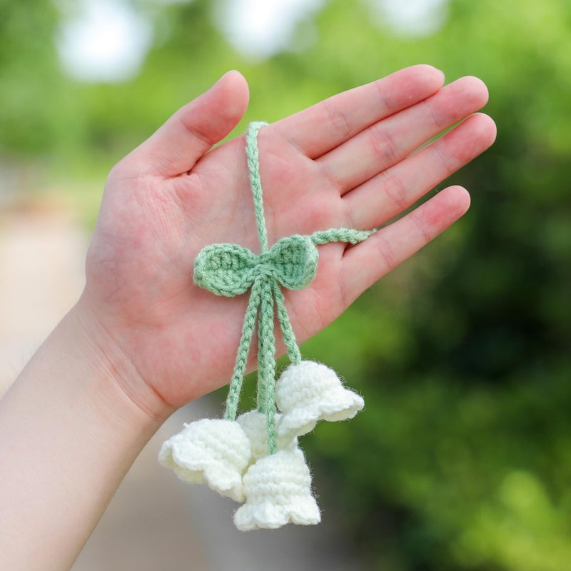 BSMTEBN Car Mirror Hanging Accessories Lily Flower Handmade Knitted Car Pendant Cute Car Decorations for Women Crochet Rearview Mirror Accessories for Decoration Pendant Car Accessories Pendant (White 1) - Image 5